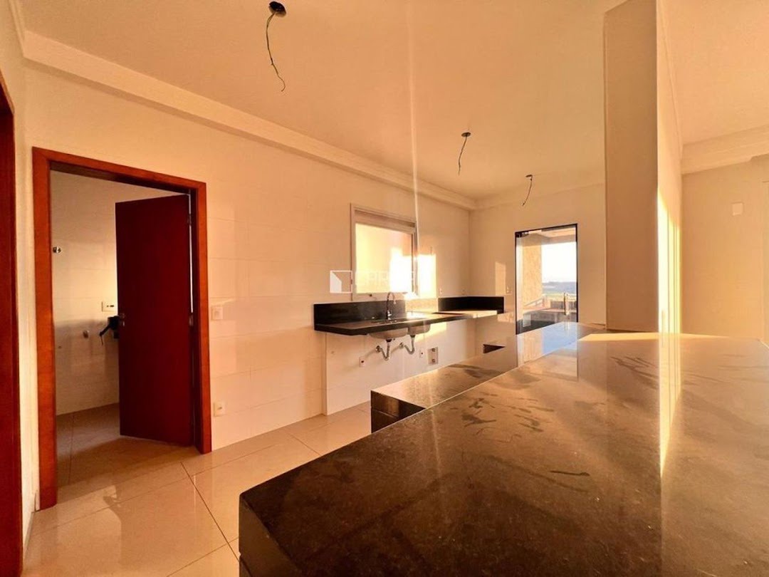 Apartamento à venda com 3 quartos, 3 suítes, 4 vagas e 195m² no Residencial Alto do Ipe, Ribeirão Preto (SP) — foto 11 de 30