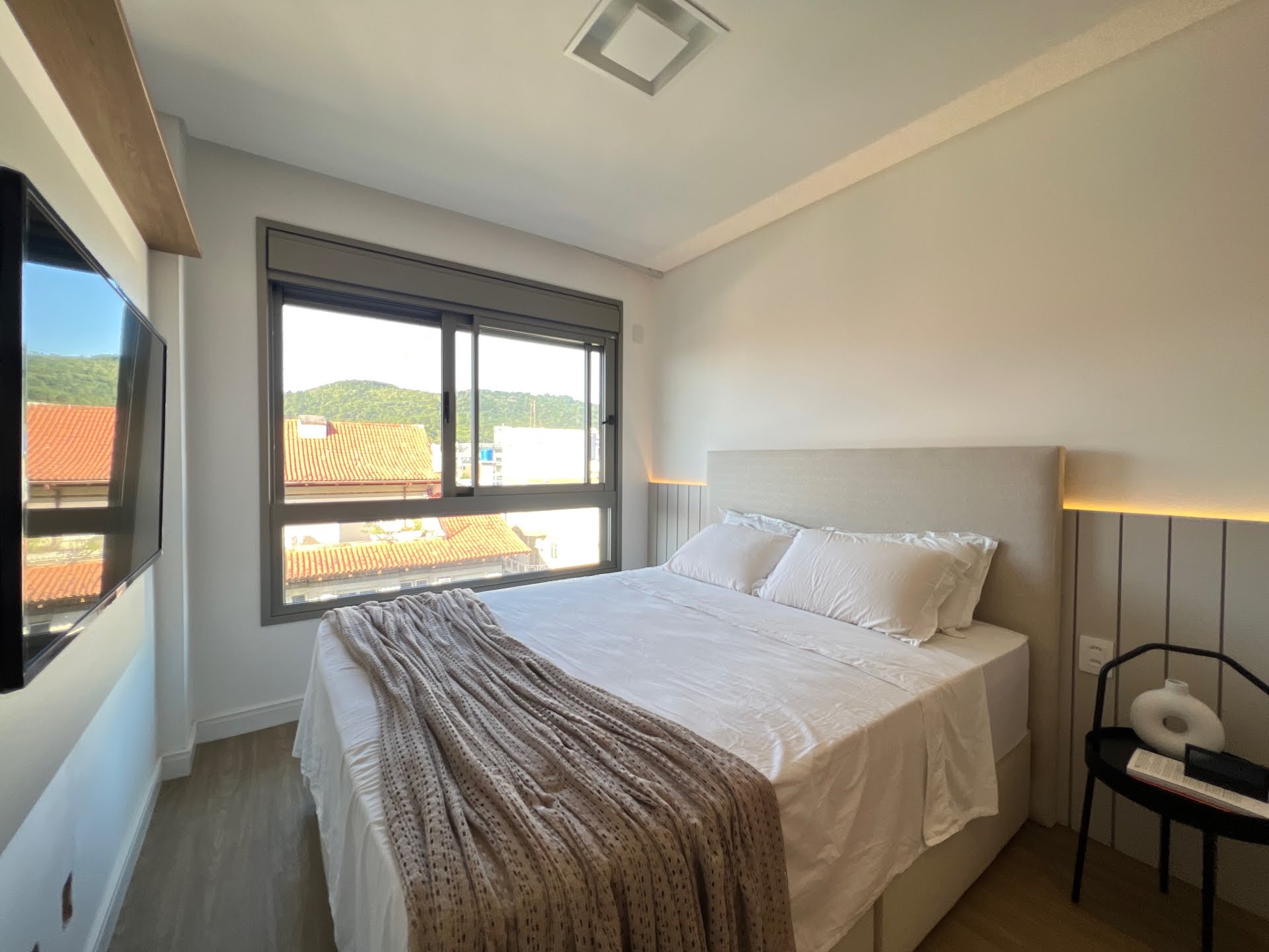 Apartamento à venda com 2 suítes, 1 vaga e 100m² no Jurerê, Florianópolis (SC) — foto 20 de 26
