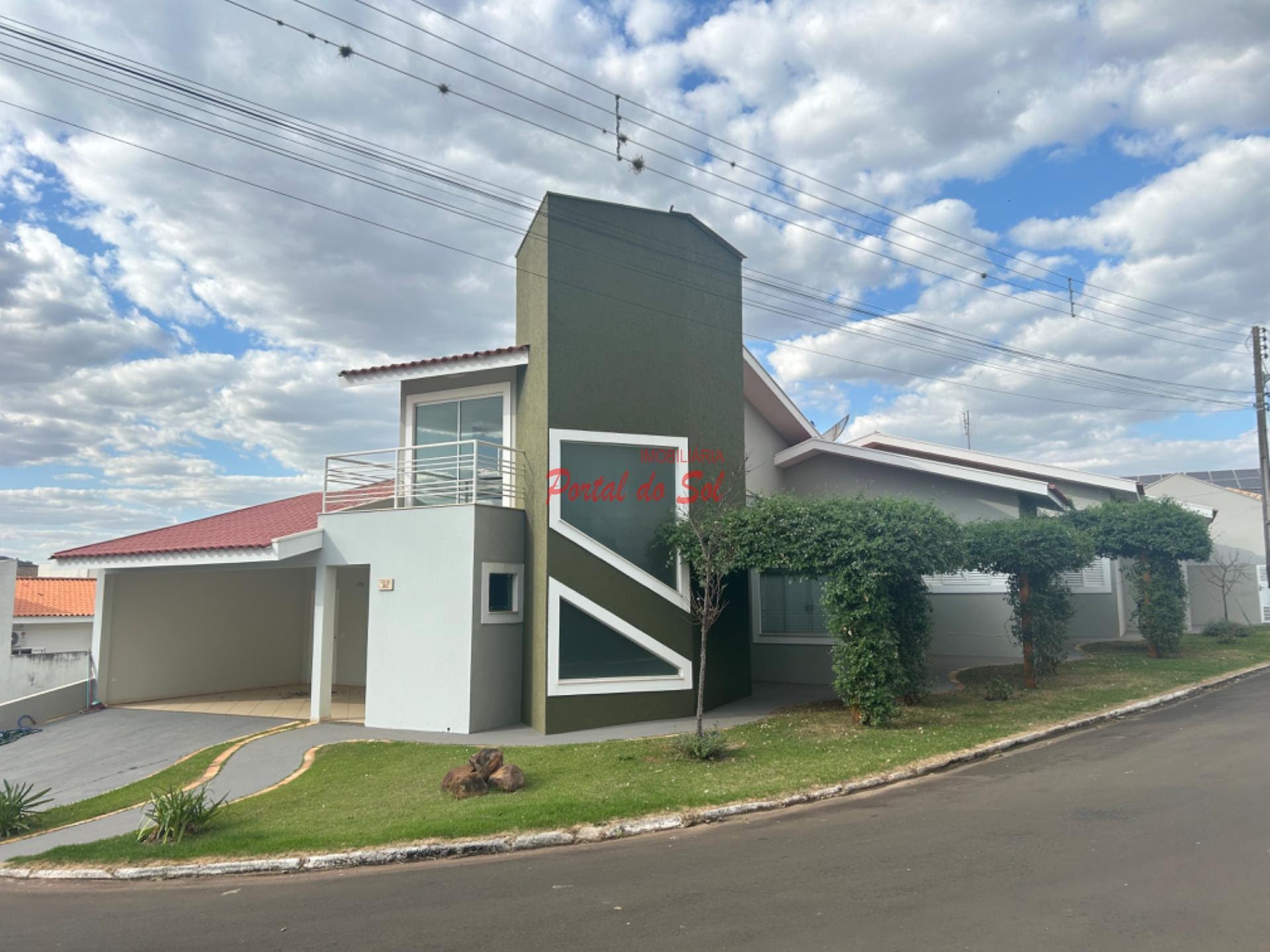 Casa à venda com 4 quartos, 1 suíte, 2 vagas e 320m² no Residencial Morumbi, Santo Antônio da Platina (PR) — foto 2 de 16