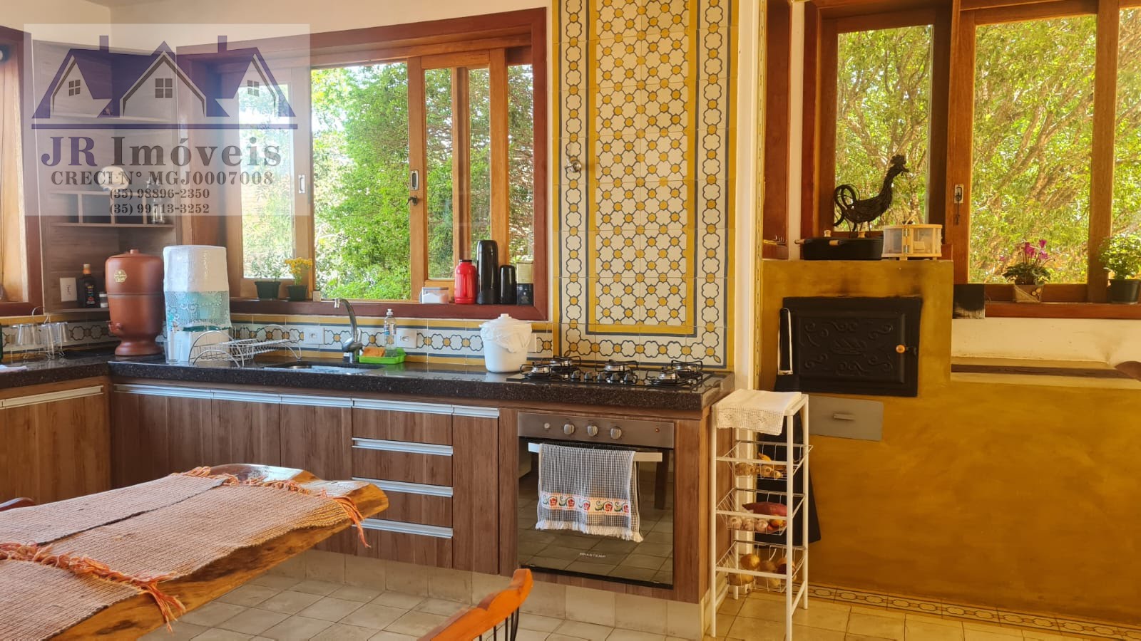 Casa à venda com 1 suíte, 4 vagas e 300m² no Oriente, Itajubá (MG) — foto 3 de 30