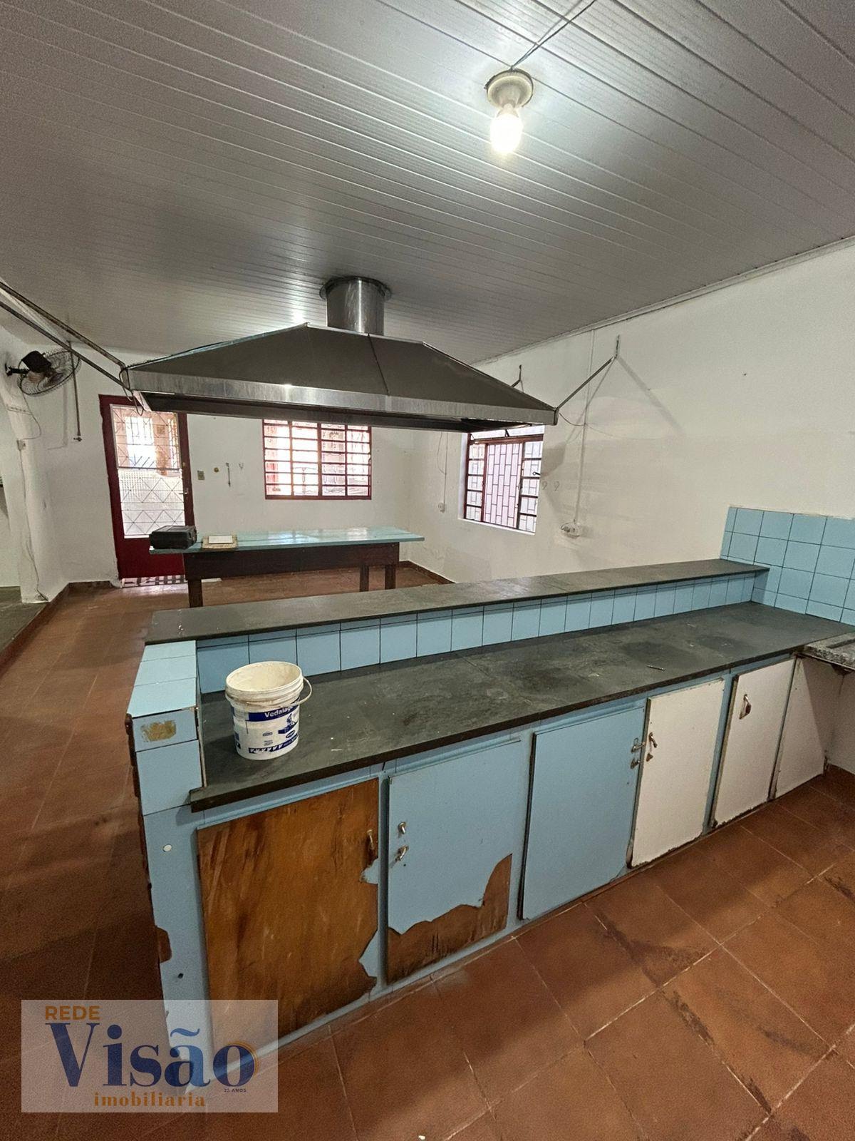 Comercial para alugar com 3 banheiros no Vila Mariana, Paracatu (MG) — foto 16 de 21