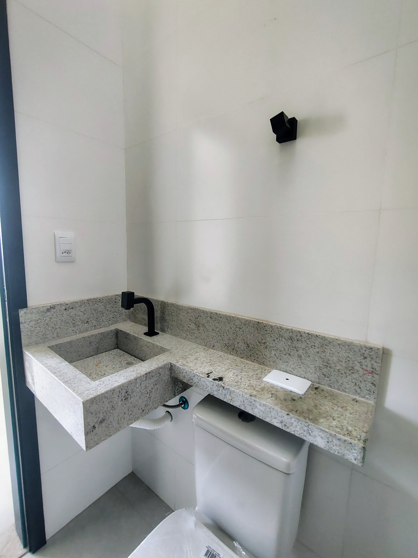 Casa à venda com 2 quartos, 2 suítes e 84m² no Planalto, Belo Horizonte (MG) — foto 8 de 30