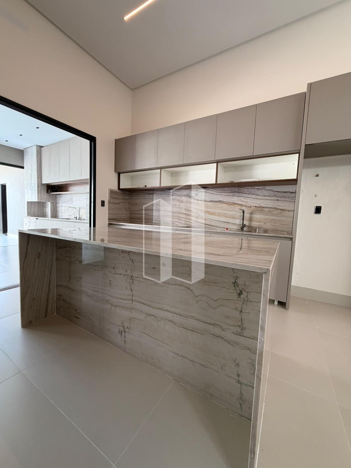 Casa à venda com 3 quartos, 3 suítes, 4 vagas e 225m² no Parque Anhanguera, Goiânia (GO) — foto 11 de 20