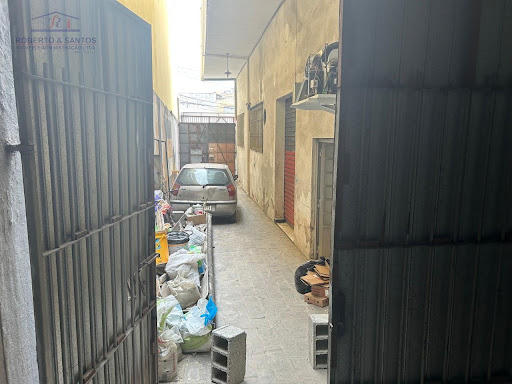 Vista dos fundos para a frente