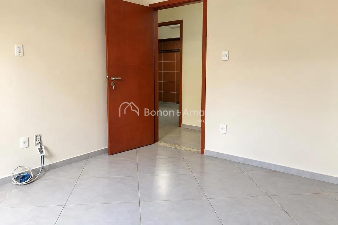 Casa, 3 quartos, 360 m² - Foto 25