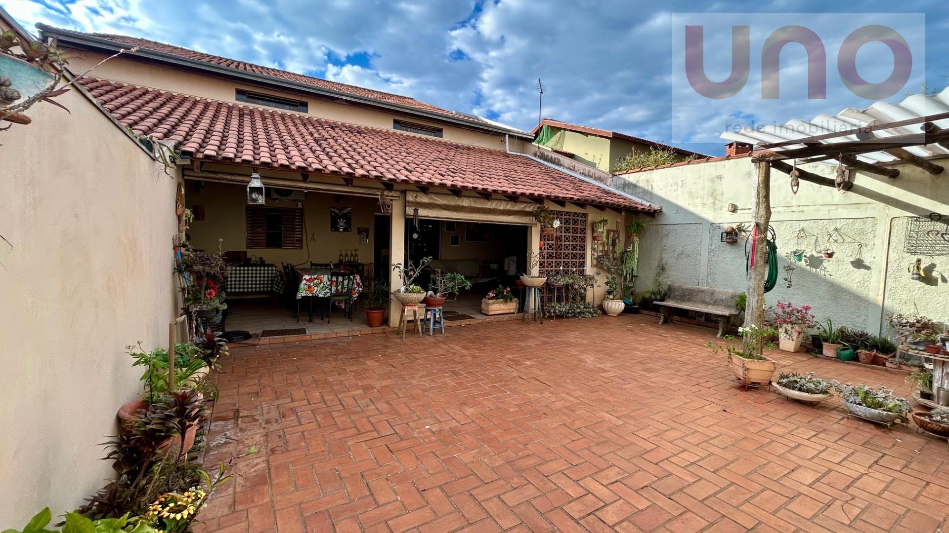 Casa à venda com 1 quarto, 3 suítes, 4 vagas e 282m² no Carandá Bosque, Campo Grande (MS) — foto 5 de 11