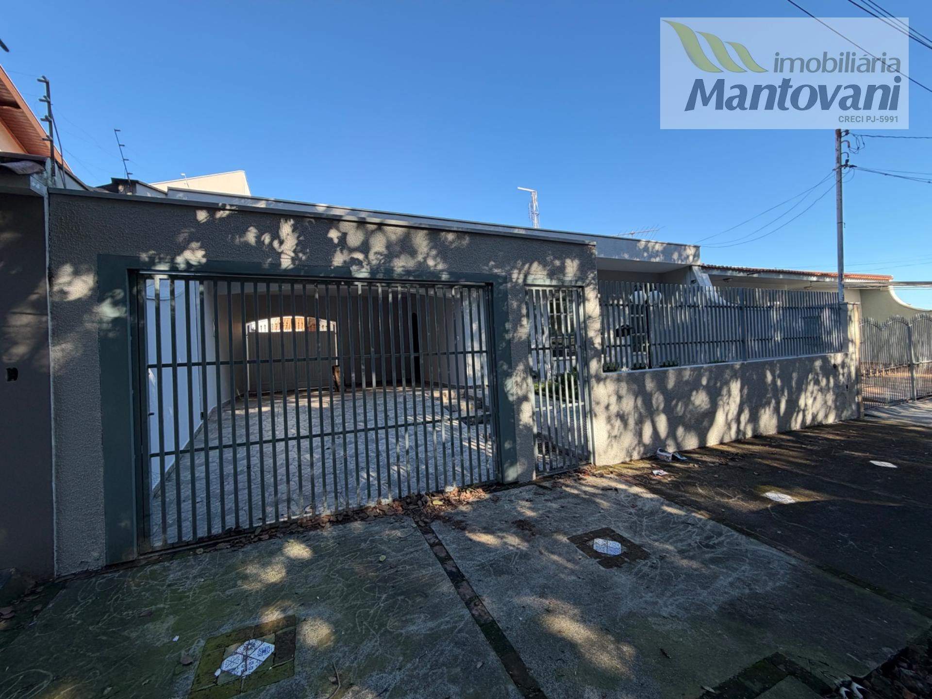 Casa à venda com 3 quartos, 2 vagas e 300m² no Jardim Andrea Ville, Tatuí — foto principal