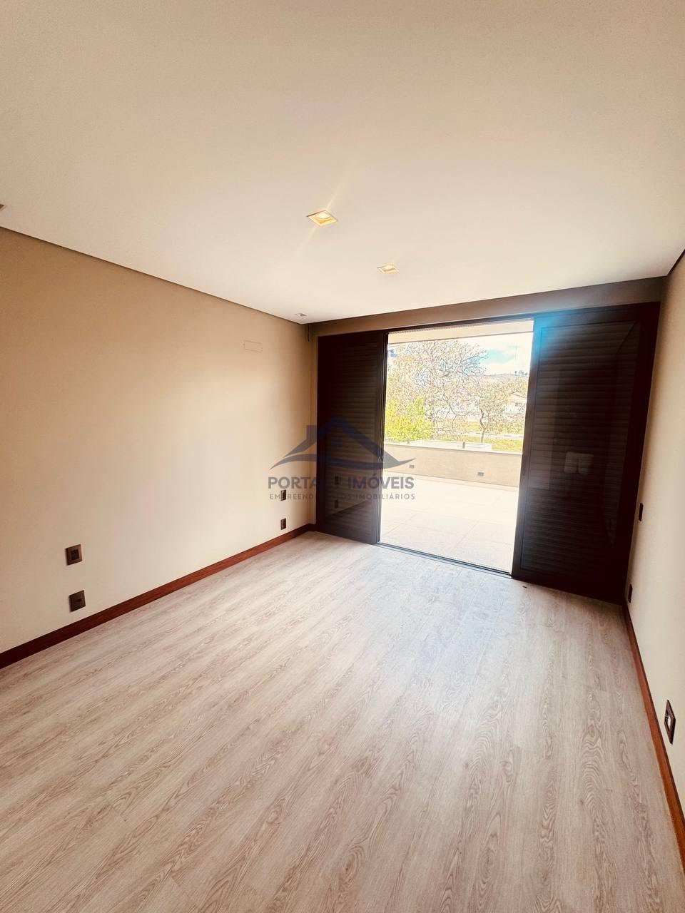Casa à venda com 1 quarto, 3 suítes, 3 vagas e 350m² no Residencial Veredas, Sete Lagoas (MG) — foto 28 de 30