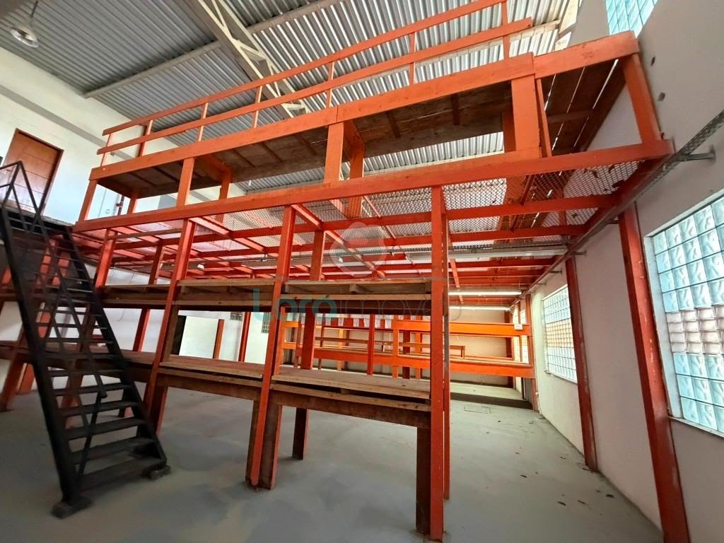 Comercial à venda com 1200m² no Novo Cavaleiro, Macaé (RJ) — foto 10 de 30