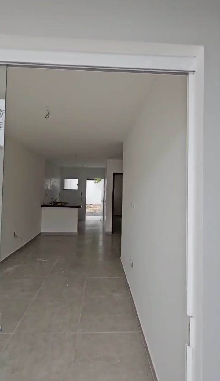 Casa à venda com 2 quartos, 1 suíte, 1 vaga e 125m² no Parque Panorama, Feira de Santana (BA) — foto 2 de 9