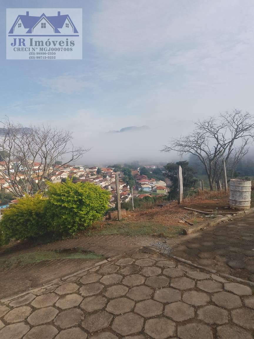 Casa à venda com 3 quartos, 1 suíte, 2 vagas e 300m² no Monte Castelo, Piranguçu (MG) — foto 25 de 25