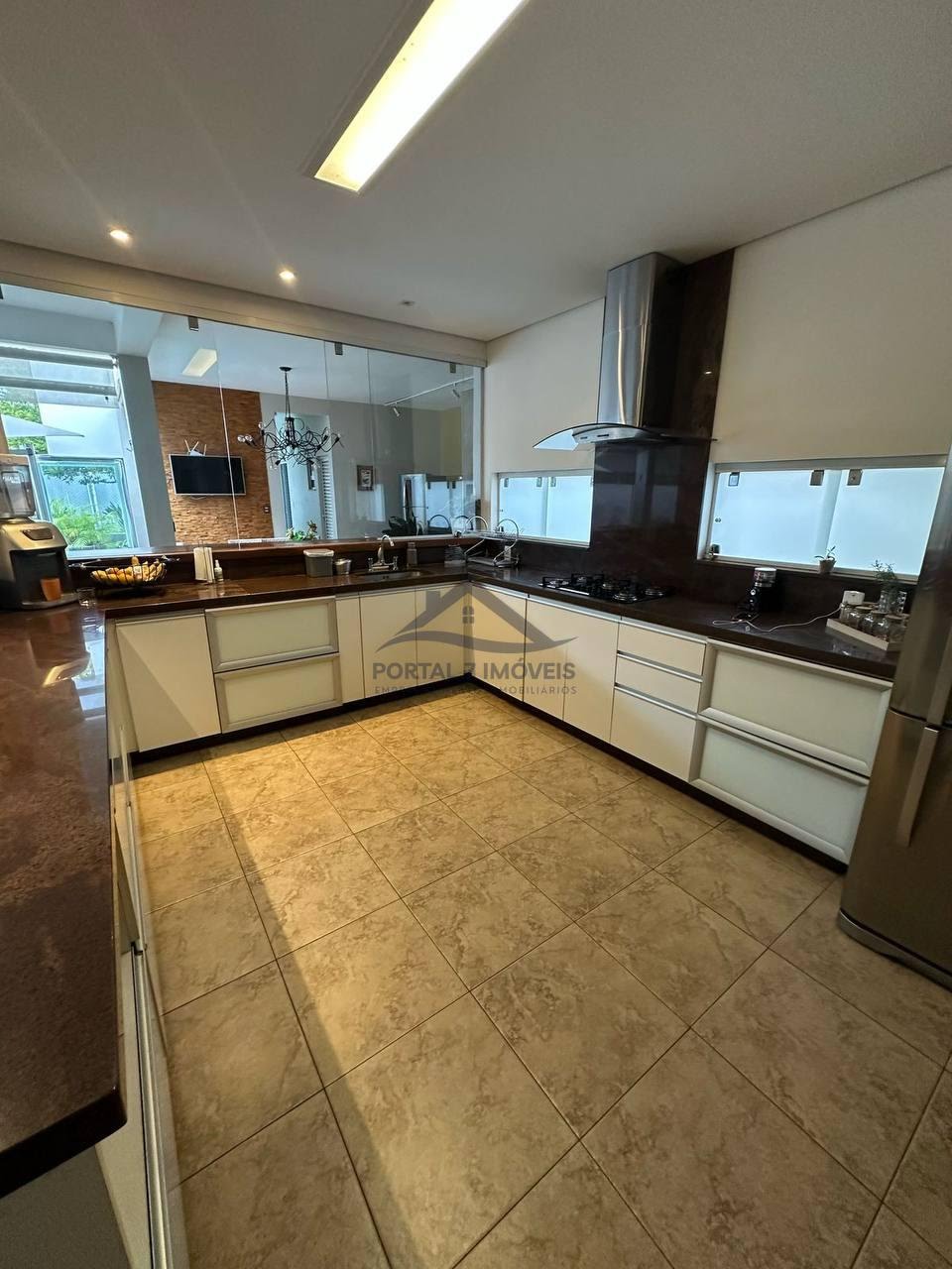Casa à venda com 3 quartos, 1 suíte, 4 vagas e 290m² no Mangabeiras, Sete Lagoas (MG) — foto 9 de 30