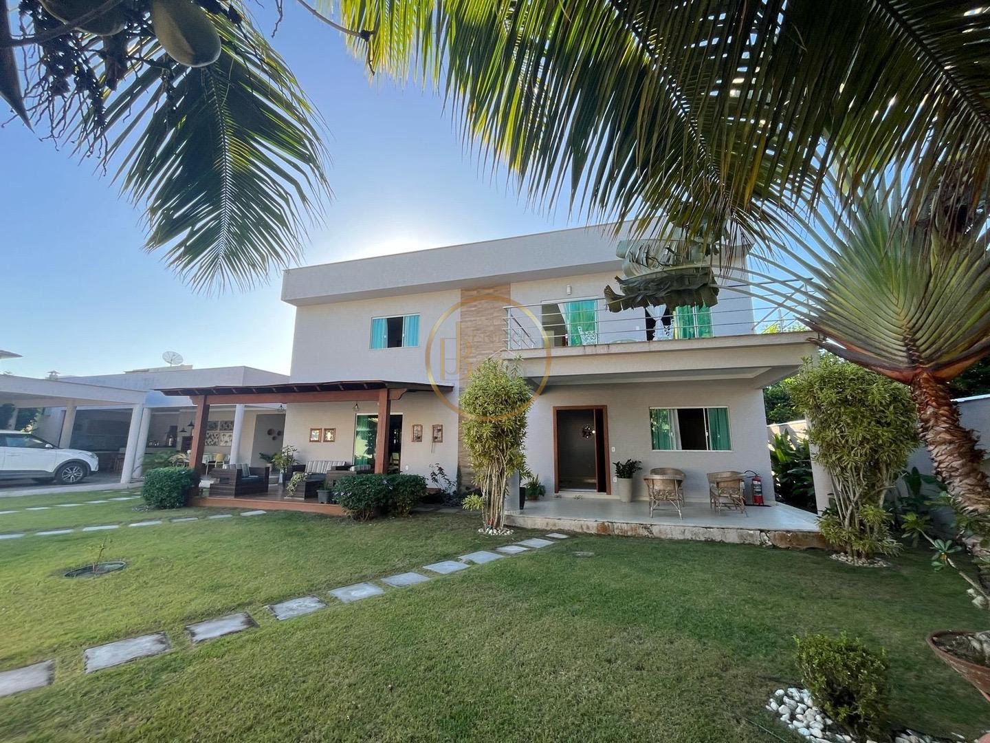 Casa à venda com 4 quartos, 5 banheiros, 3 vagas e 297m² no Orla Norte, Porto Seguro — foto principal