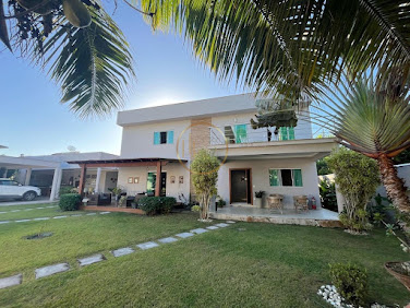 Casa à Venda: 4 Suítes na Orla Norte de Porto Seguro