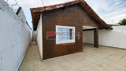 Casa com piscina no Balneário Gaivotas  -  Itanhaém