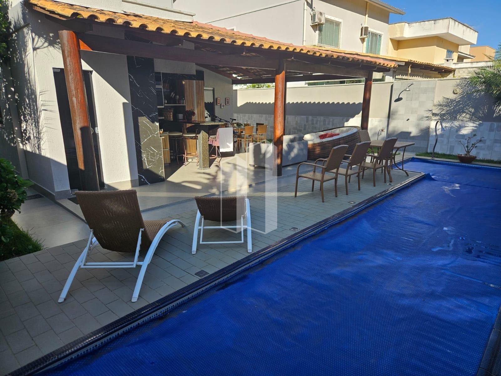 Casa à venda com 4 quartos, 4 suítes, 4 vagas e 247m² no Loteamento Portal do Sol II, Goiânia (GO) — foto 10 de 16