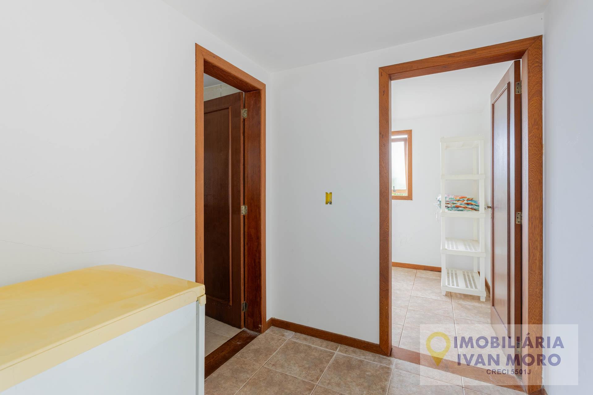 Casa à venda com 3 quartos, 1 suíte, 3 vagas e 233m² no João Paulo, Florianópolis (SC) — foto 21 de 27