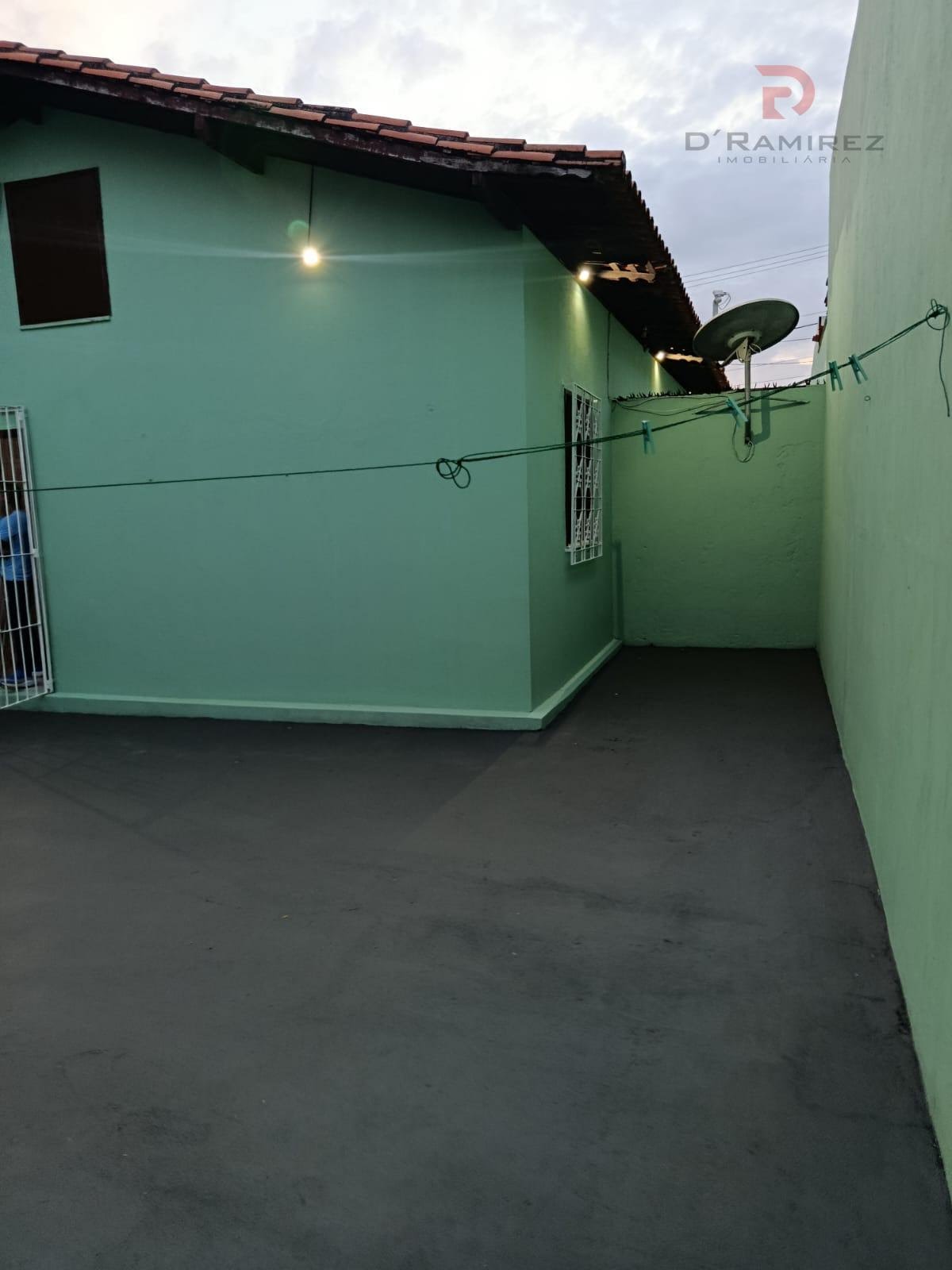 Casa à venda com 5 quartos, 1 suíte, 2 vagas e 250m² no Cohama, São Luís (MA) — foto 25 de 26