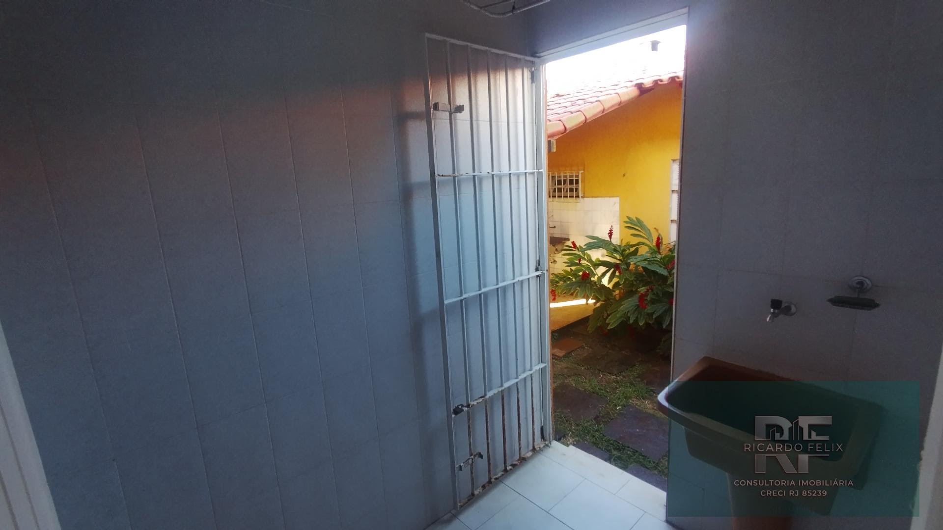 Casa à venda com 3 quartos, 1 suíte, 2 vagas e 480m² no Costazul, Rio das Ostras (RJ) — foto 21 de 30