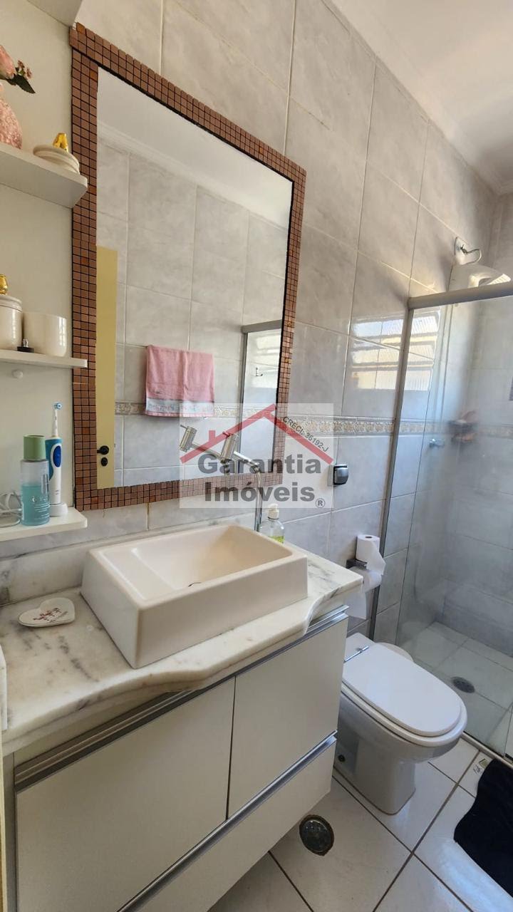 Casa à venda com 5 quartos, 1 suíte, 4 vagas e 198m² no Cipava, Osasco (SP) — foto 27 de 30