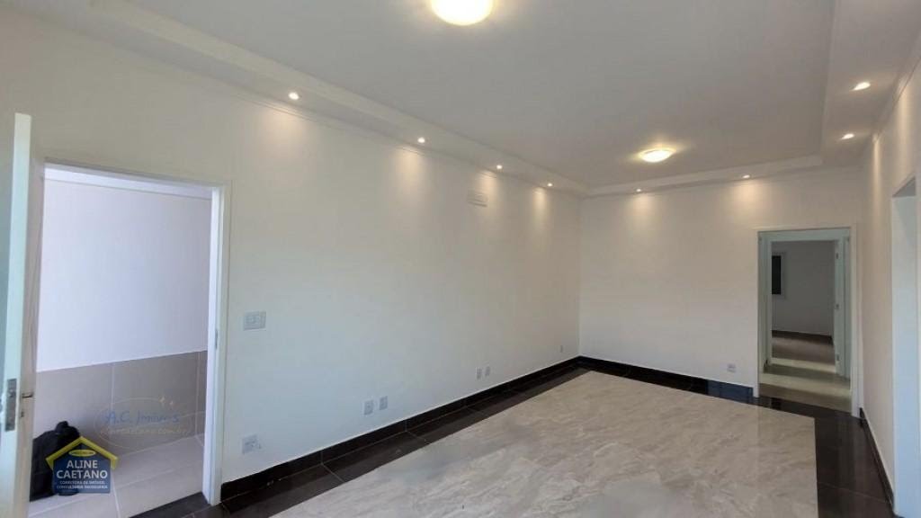 Casa à venda com 3 quartos, 3 suítes, 3 vagas e 124m² no Jardim Imperador, Praia Grande (SP) — foto 4 de 26