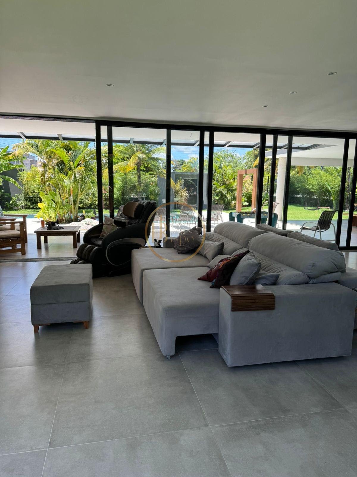 Casa à venda com 4 quartos, 4 suítes, 5 vagas e 400m² no Outeiro D'gloria, Porto Seguro (BA) — foto 5 de 12
