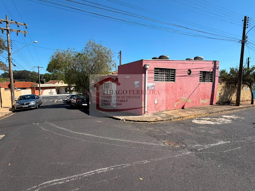 Casa Comercial em Avenida Padre Pio Corso  -  Santa Rita do Passa Quatro