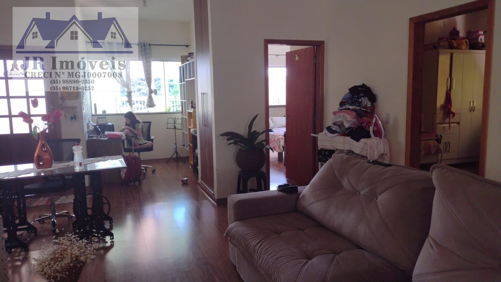Casa à venda com 2 quartos, 1 suíte, 2 vagas e 300m² no Bairro Laje, Piranguinho (MG) — foto 13 de 25