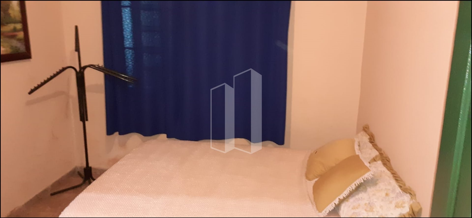 Casa à venda com 4 quartos, 1 banheiro, 3 vagas e 302m² no Setor Criméia Oeste, Goiânia (GO) — foto 8 de 11