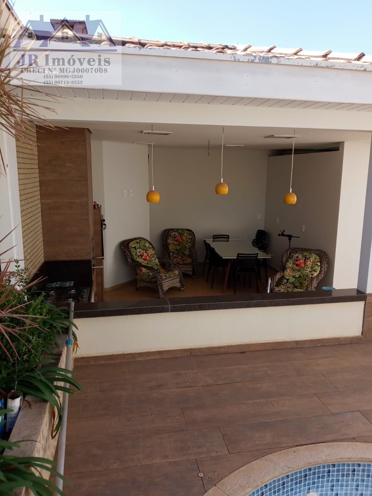 Casa à venda com 3 suítes, 2 vagas e 360m² no Jardim Beira Rio, Piranguinho (MG) — foto 9 de 30