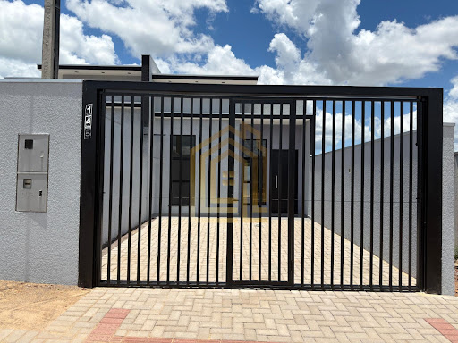 Casa à Venda no bairro Eco Park, Cascavel – 2 Quartos, 50m², R$280mil