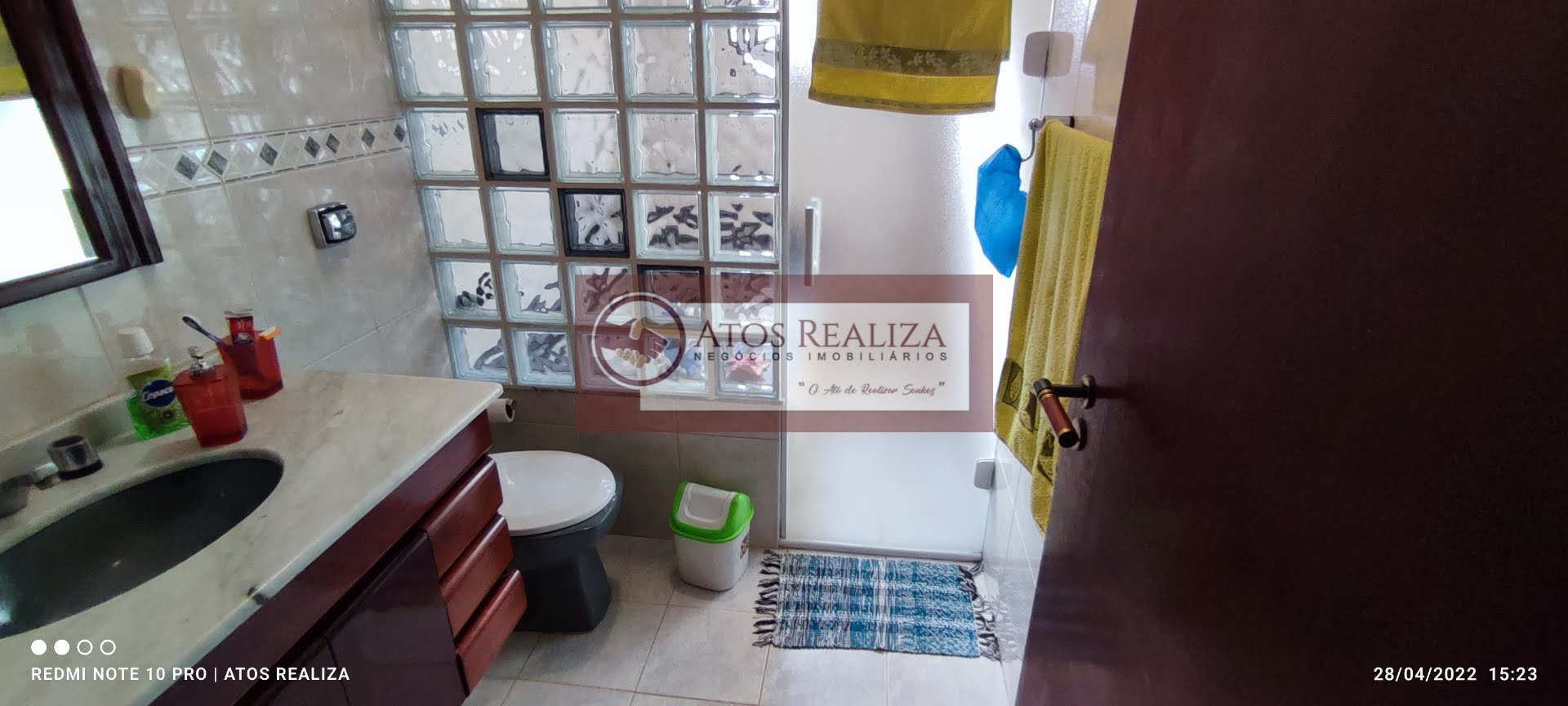Casa à venda com 3 quartos, 4 suítes, 3 vagas e 250m² no Interlagos, São Paulo (SP) — foto 25 de 30