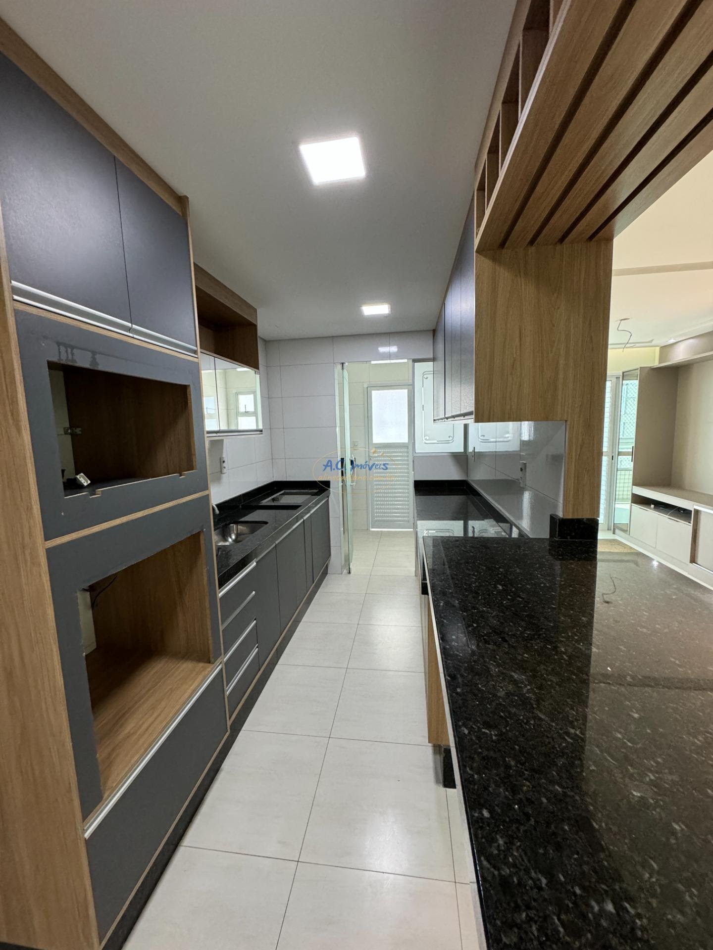 Apartamento à venda com 2 quartos, 1 suíte, 3 vagas e 93m² no Vila Caiçara, Praia Grande (SP) — foto 7 de 30