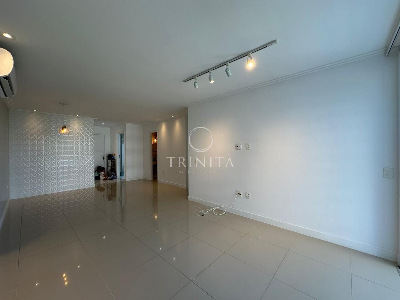 Sala  viure 3 quartos ilha pura Trinitá imobiliária