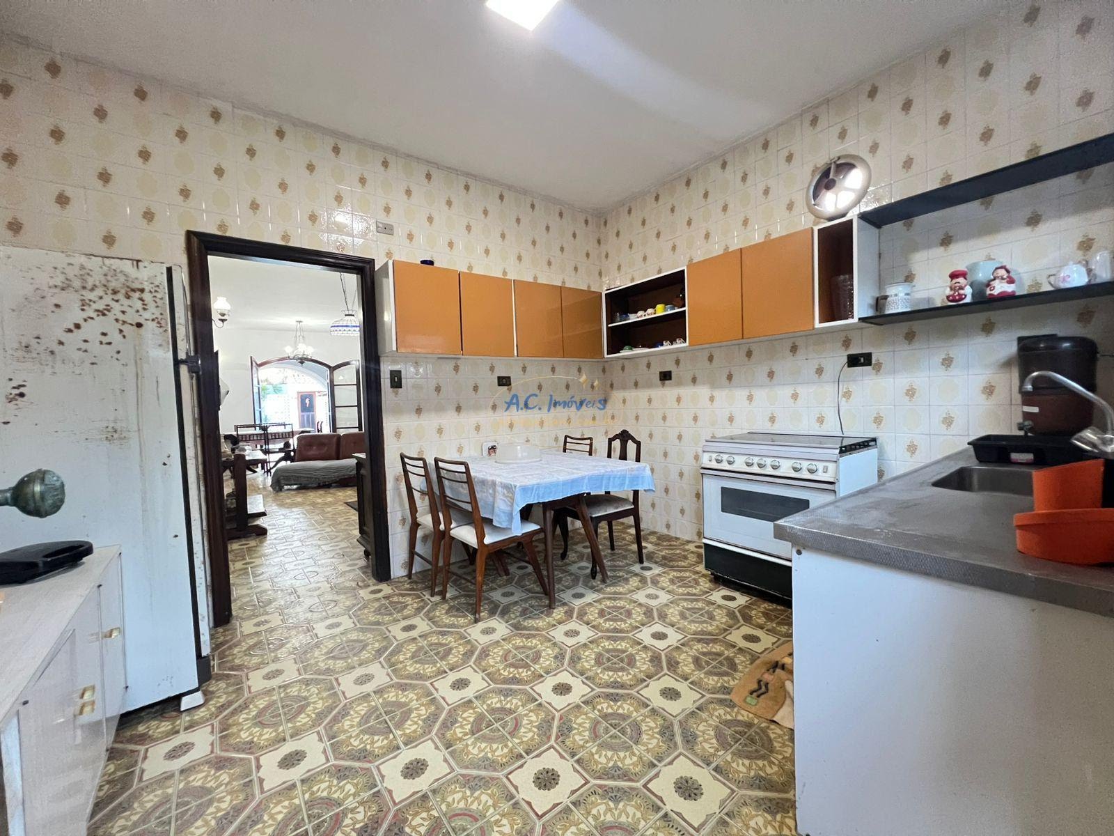 Casa à venda com 4 quartos, 2 suítes, 3 vagas e 200m² no Balneario Flórida, Praia Grande (SP) — foto 8 de 26