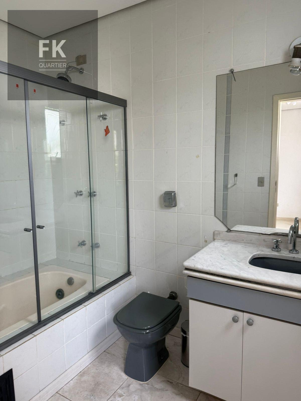 Casa à venda com 4 quartos, 4 suítes e 480m² no Alphaville Residencial Dois, Barueri (SP) — foto 18 de 19