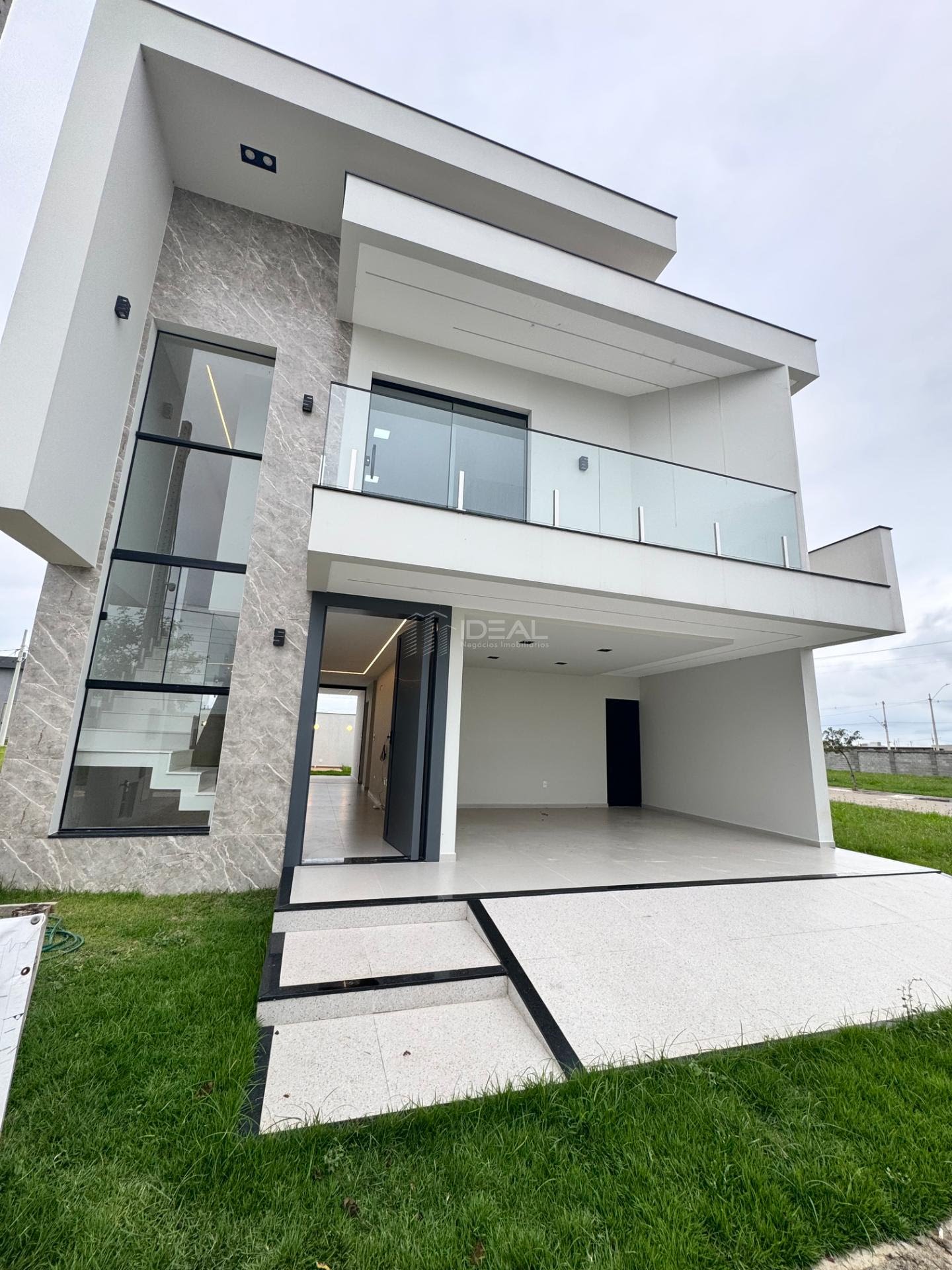 Casa à venda com 4 quartos, 3 suítes, 2 vagas e 181m² no Cidade Jardim Resort, Campos dos Goytacazes (RJ) — foto 2 de 27