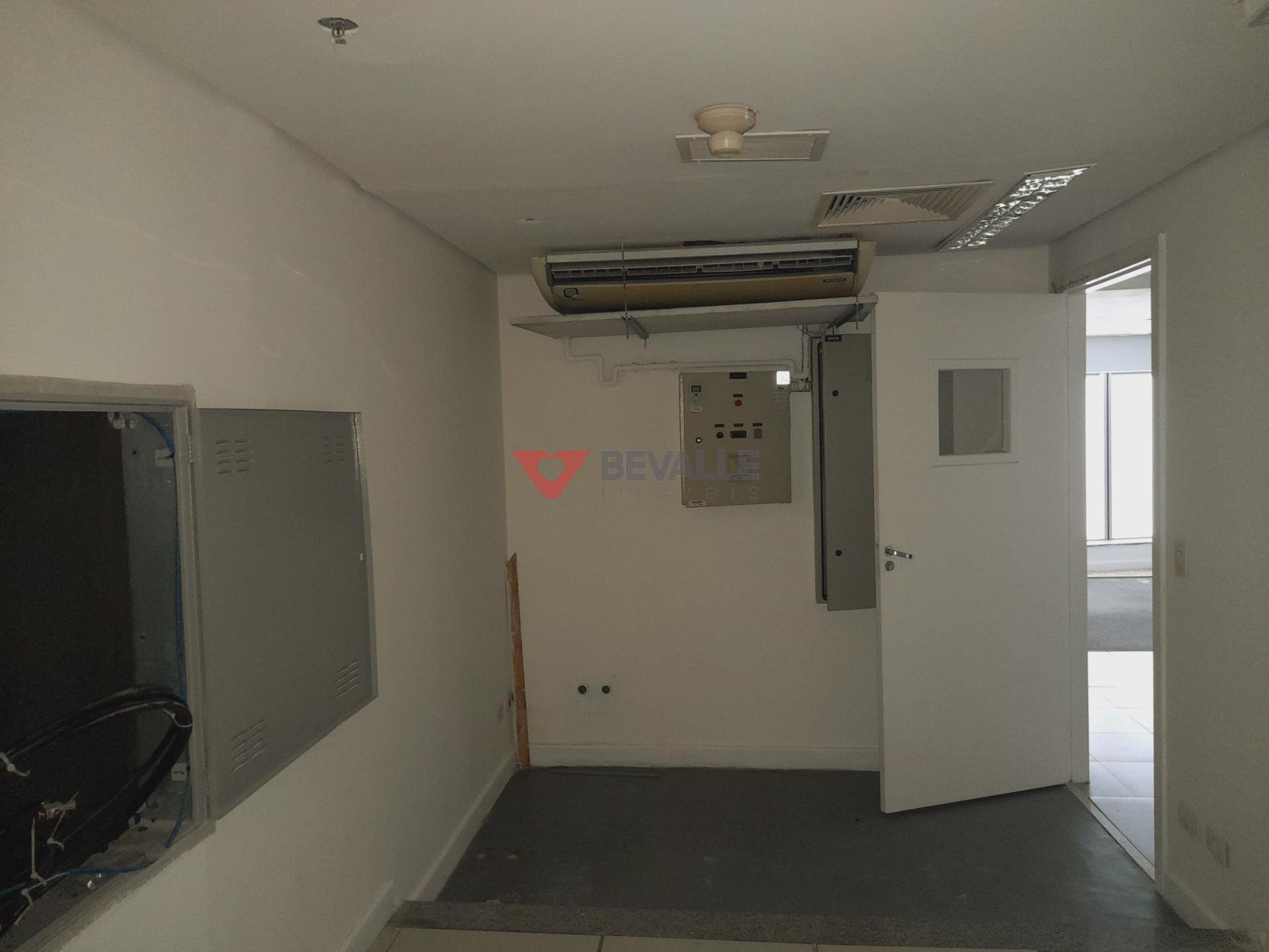 Comercial para alugar com 2 banheiros e 490m² no Humaitá, Rio de Janeiro (RJ) — foto 28 de 30