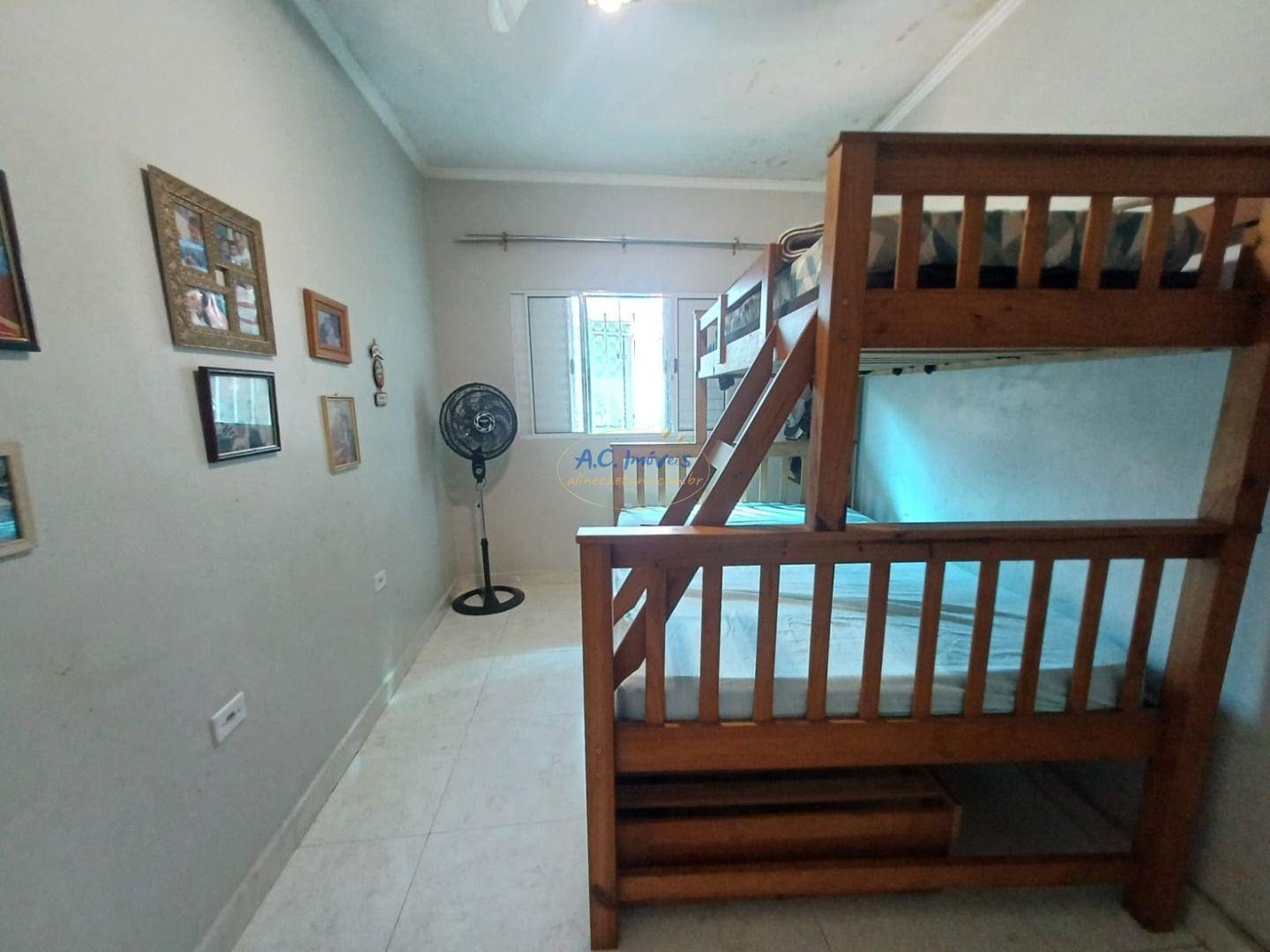 Casa à venda com 3 quartos, 2 suítes, 2 vagas e 174m² no Vila Tupi, Praia Grande (SP) — foto 18 de 30