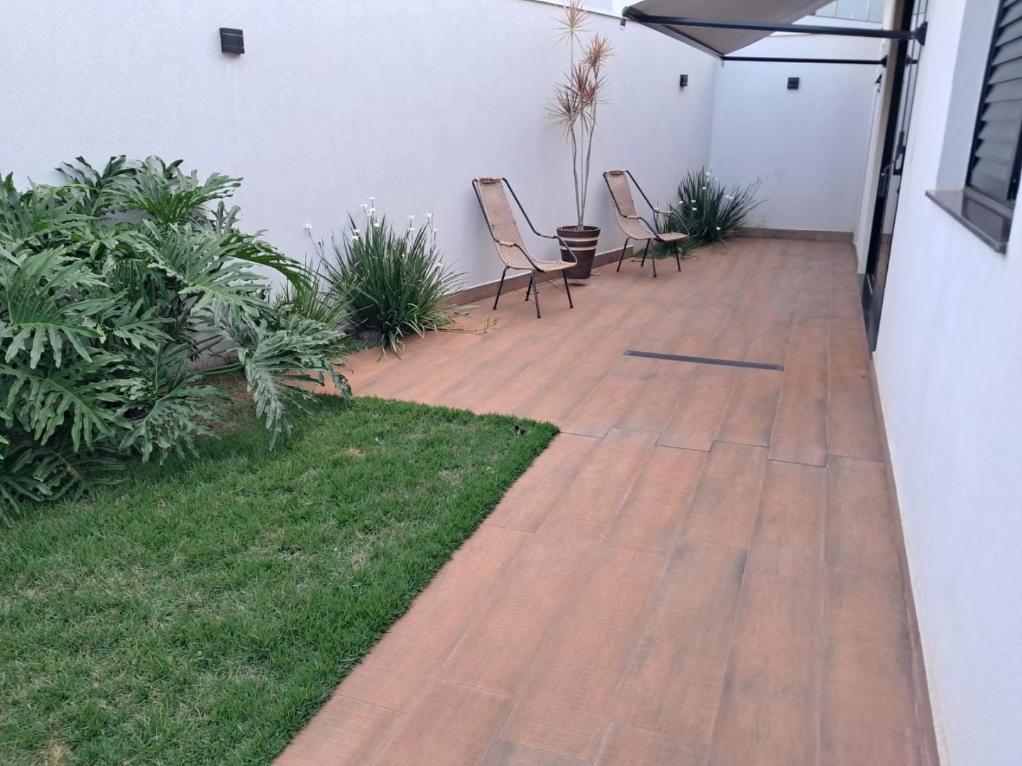 Casa à venda com 3 quartos, 1 suíte, 4 vagas e 164m² no Reserva Imperial, Ribeirão Preto (SP) — foto 3 de 5