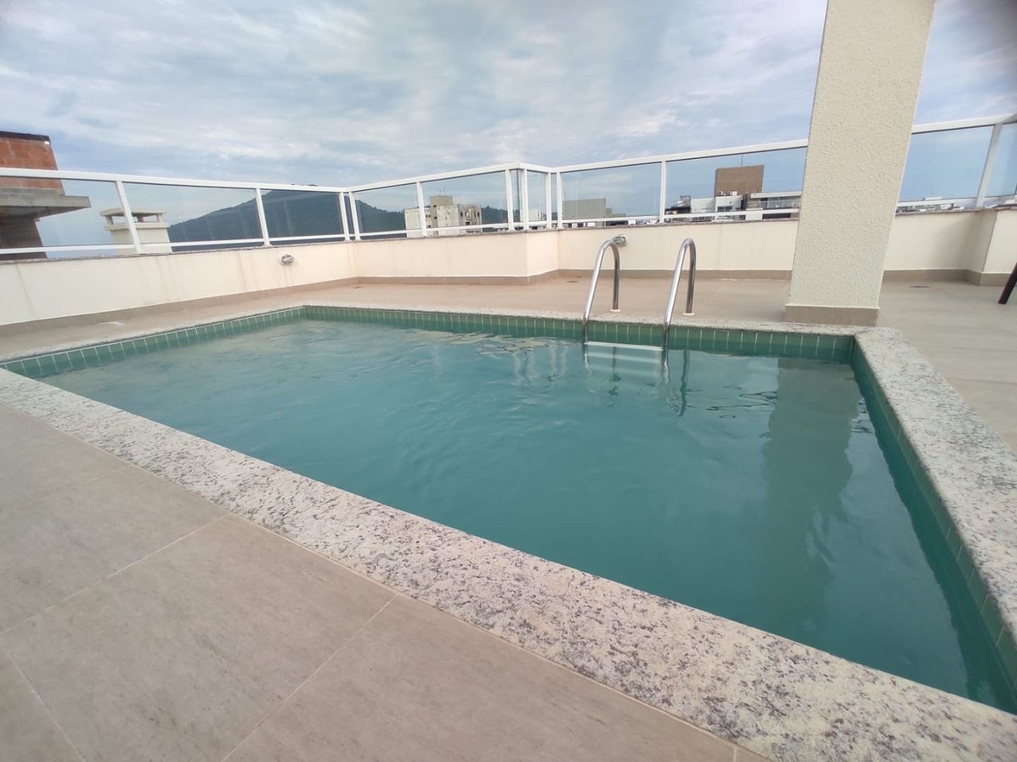 Apartamento à venda com 2 quartos, 2 banheiros, 1 vaga e 70m² no Itaguá, Ubatuba (SP) — foto 2 de 23