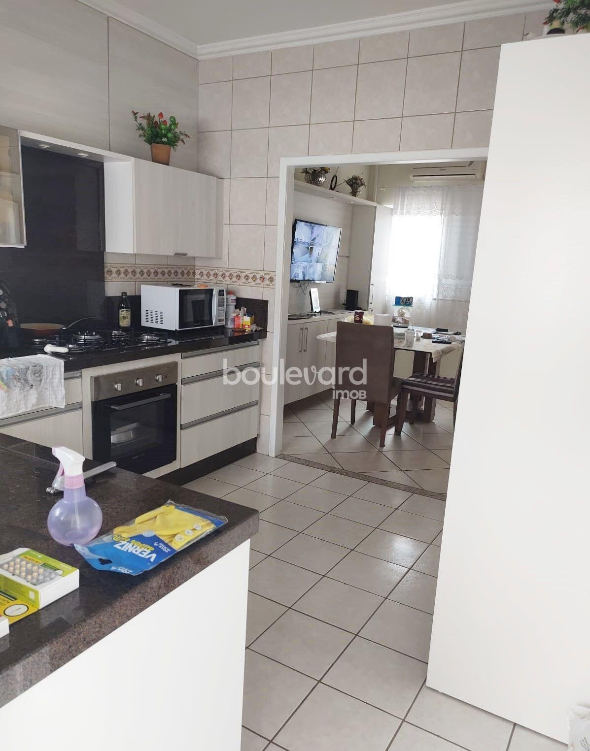 Casa à venda com 3 quartos, 2 banheiros, 4 vagas e 300m² no Jardim Atlântico, Florianópolis (SC) — foto 2 de 30