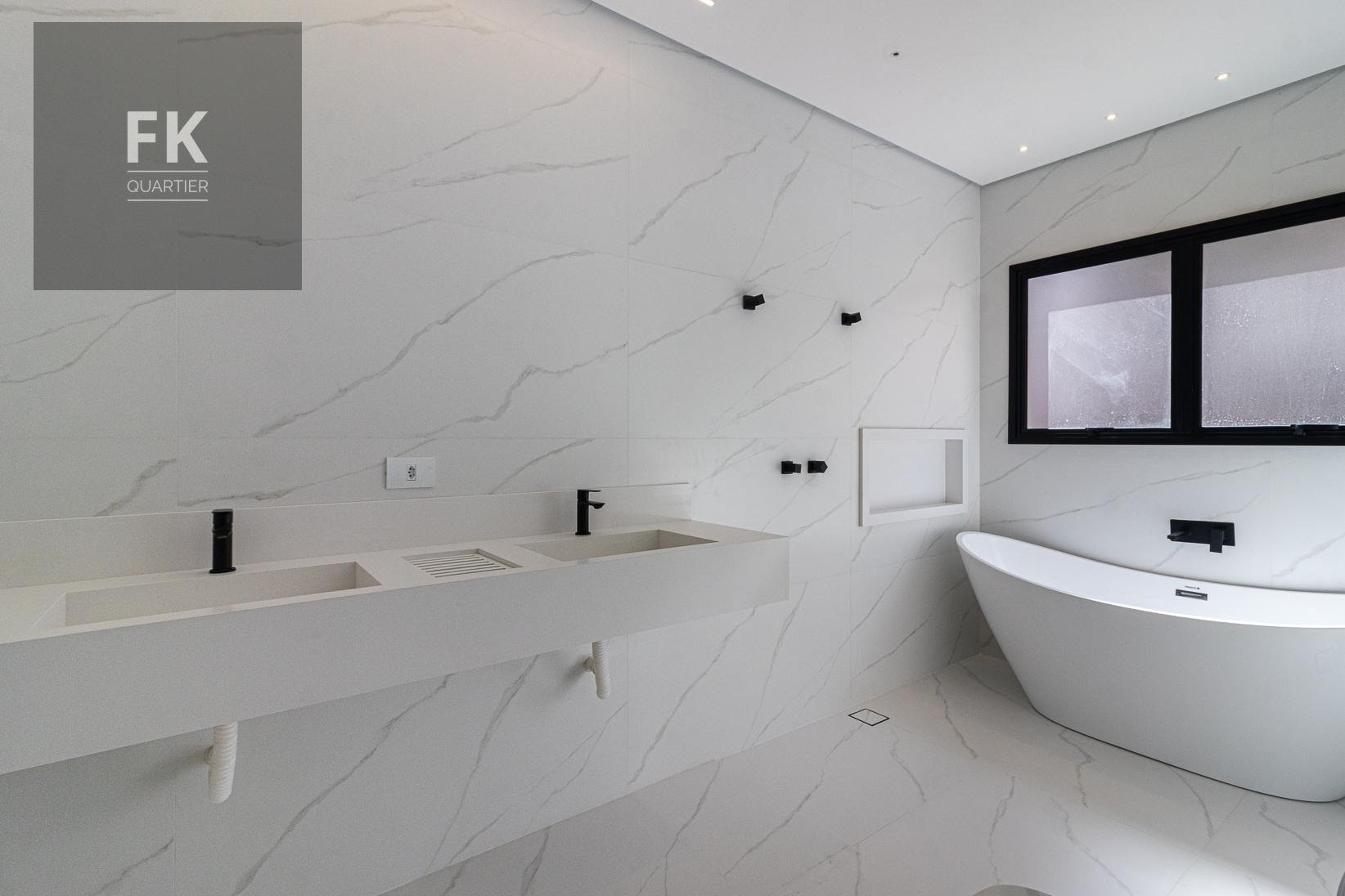 Casa à venda com 4 quartos, 4 suítes e 334m² no Alphaville, Santana de Parnaíba (SP) — foto 20 de 30
