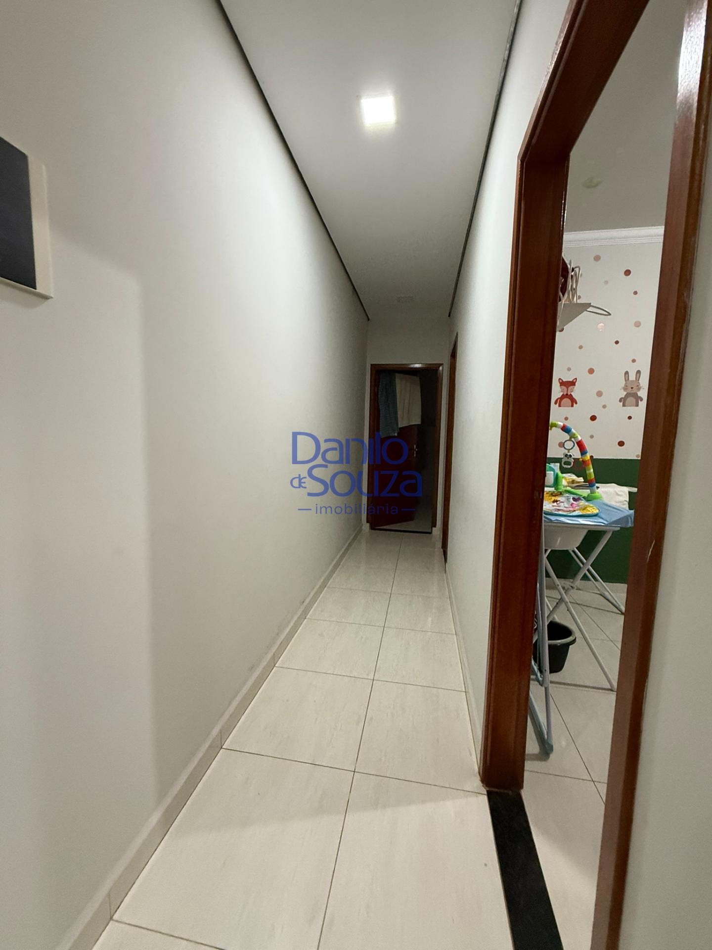 Casa à venda com 2 quartos, 1 banheiro, 2 vagas e 180m² no Jardim Europa IV, Araxá (MG) — foto 8 de 13