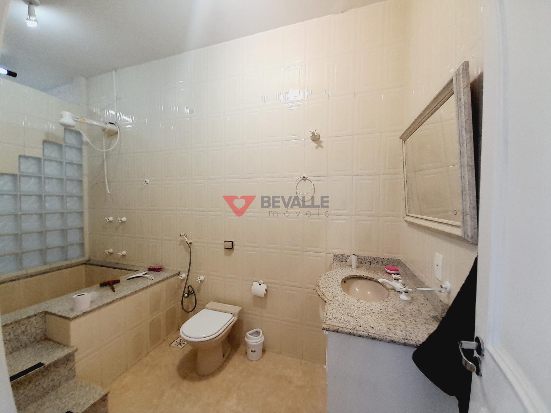 Apartamento à venda com 4 quartos, 2 banheiros e 184m² no Botafogo, Rio de Janeiro (RJ) — foto 24 de 30