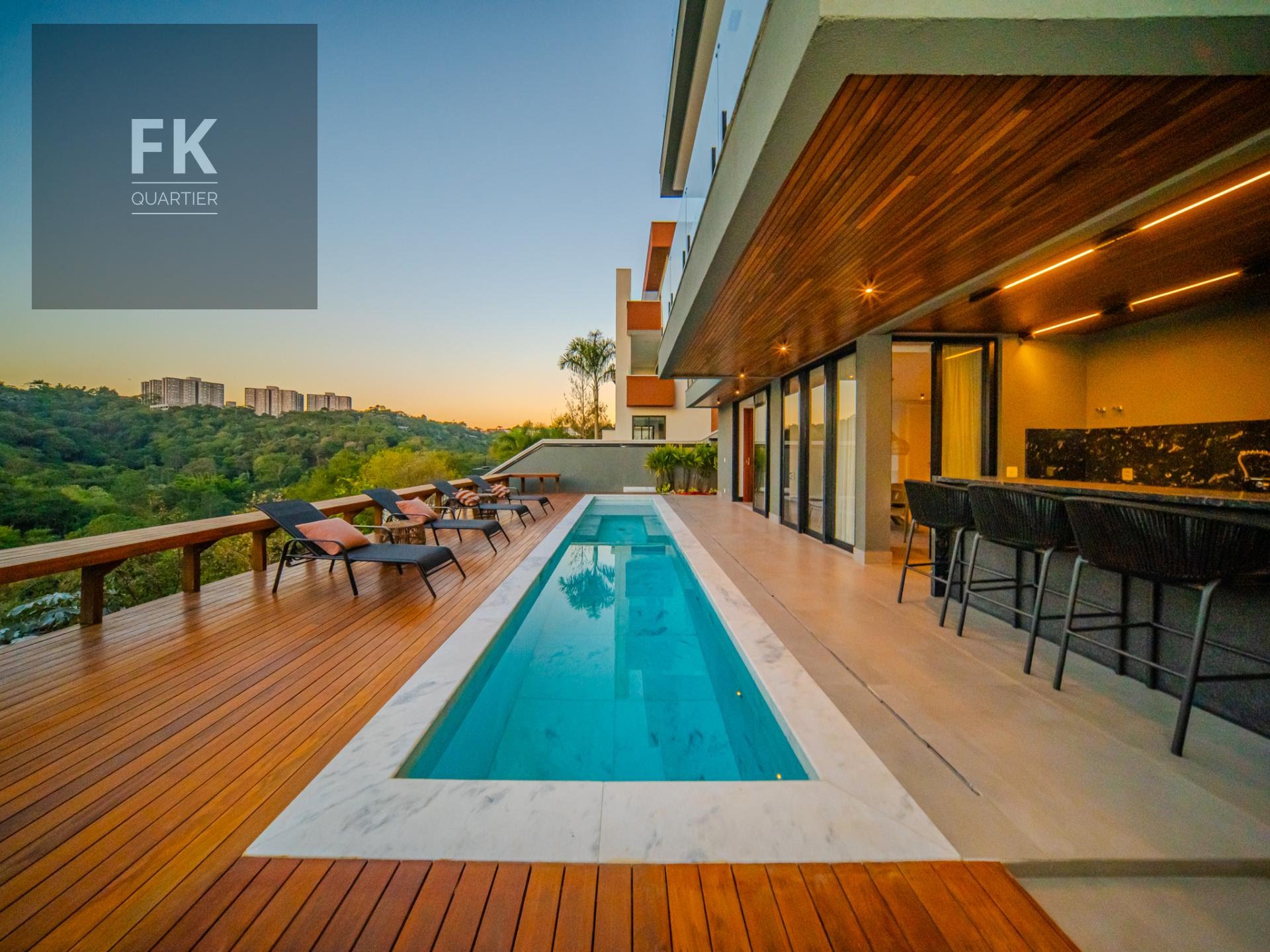 Casa à venda com 5 quartos, 5 suítes, 4 vagas e 409m² no Alphaville, Santana de Parnaíba (SP) — foto 9 de 30