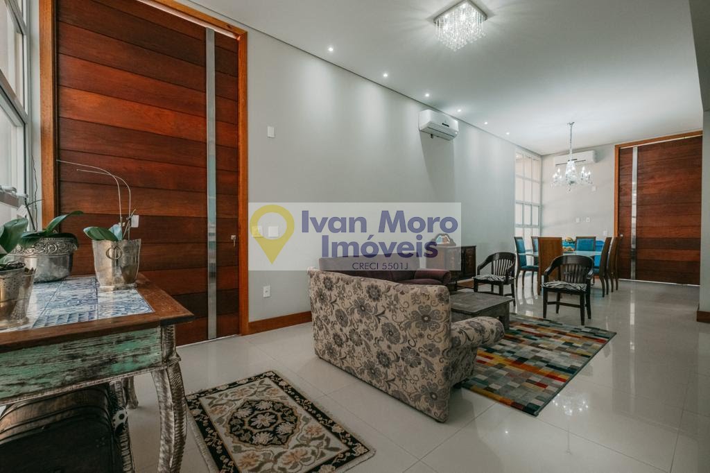 Casa à venda com 4 quartos, 4 suítes, 4 vagas e 287m² no Vargem Grande, Florianópolis (SC) — foto 2 de 22