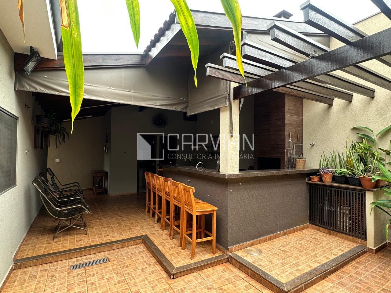 Casa à venda com 3 quartos, 1 suíte, 4 vagas e 202m² no Jardim Antártica, Ribeirão Preto (SP) — foto 8 de 30