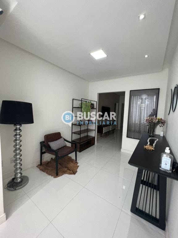 Casa à venda com 2 quartos, 1 suíte, 2 vagas e 154m² no Registro, Feira de Santana (BA) — foto 5 de 14