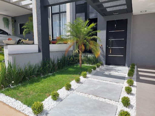 Casa em Condomínio no Jardim Eucaliptos em Sorocaba, 120m²,  03 dormitórios, 01 suíte , 02 vagas de garagem.